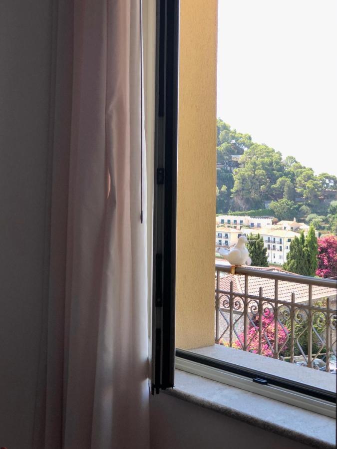 Taonasi Mazzaro Apartments Taormina Bagian luar foto