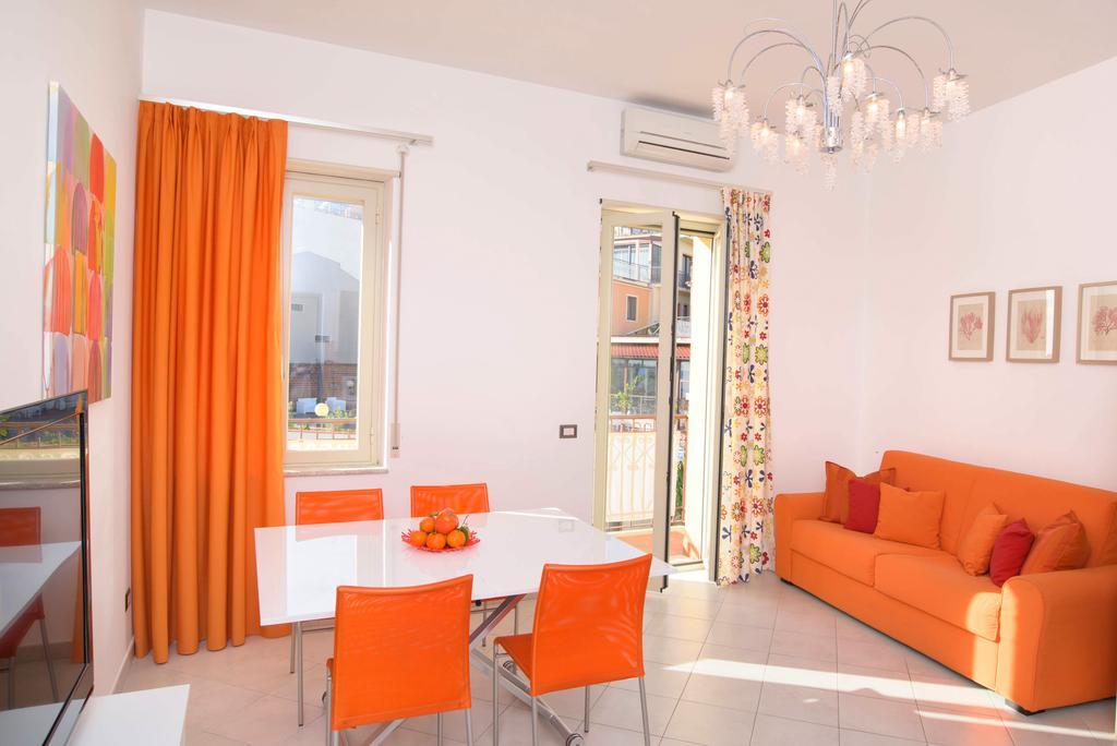 Taonasi Mazzaro Apartments Taormina Bagian luar foto
