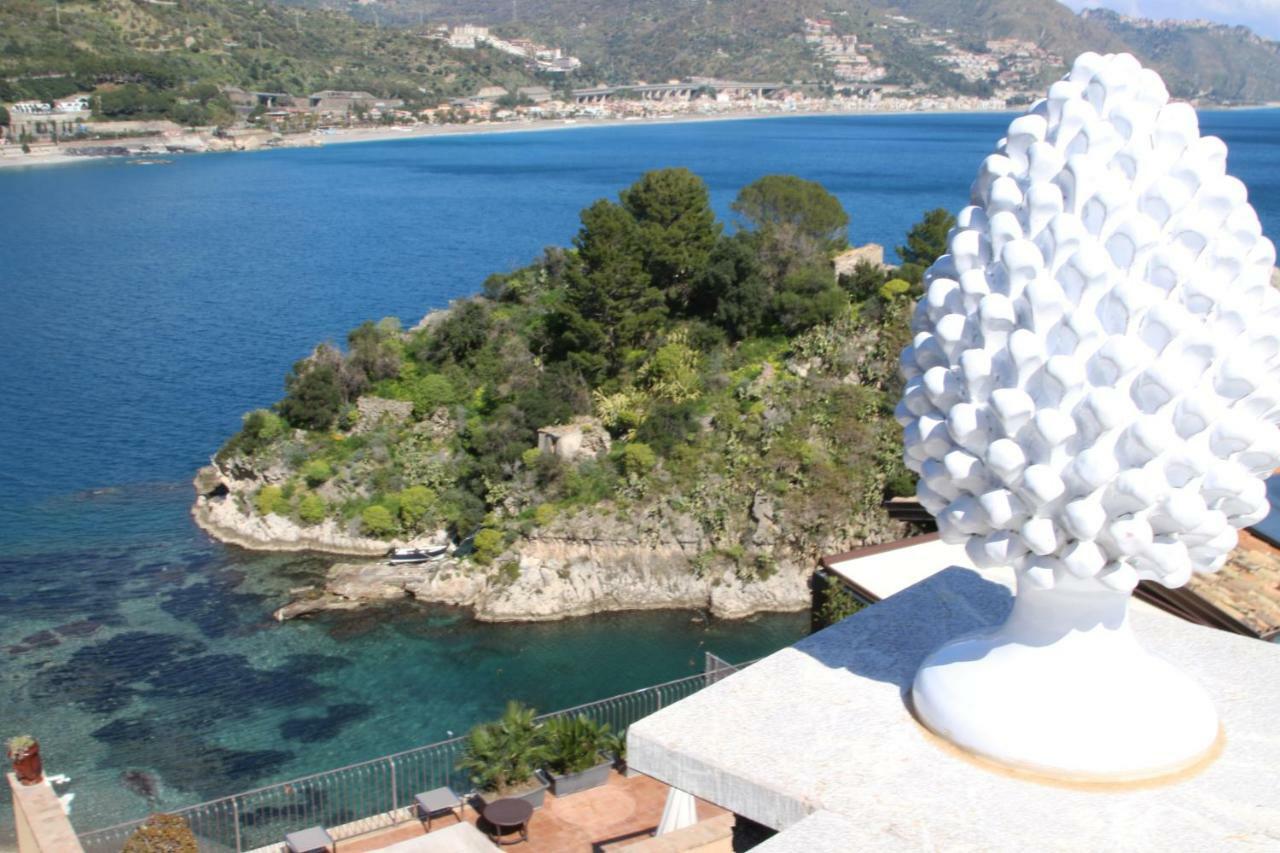 Taonasi Mazzaro Apartments Taormina Bagian luar foto