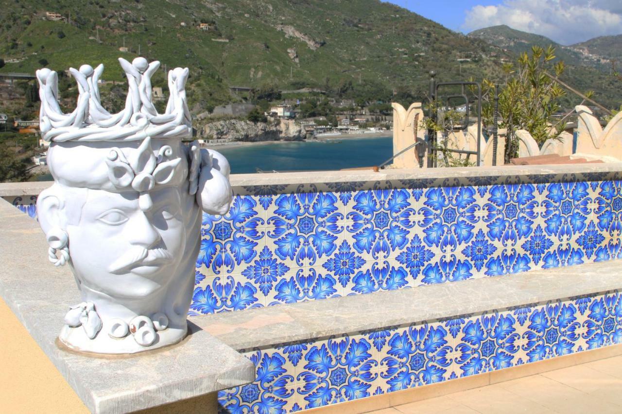 Taonasi Mazzaro Apartments Taormina Bagian luar foto